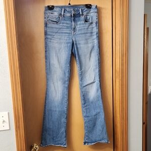 American eagle kick boot  Next level stretch Women's Jeans Size 6 regular